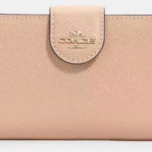 Coach Medium Corner Zip Wallet